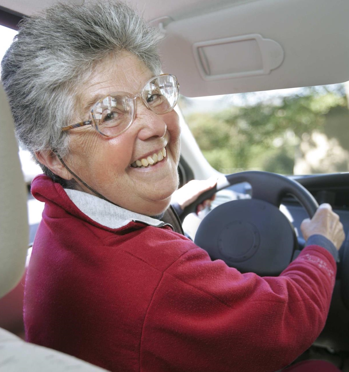 Suisse : les seniors diminués doivent pouvoir conduire